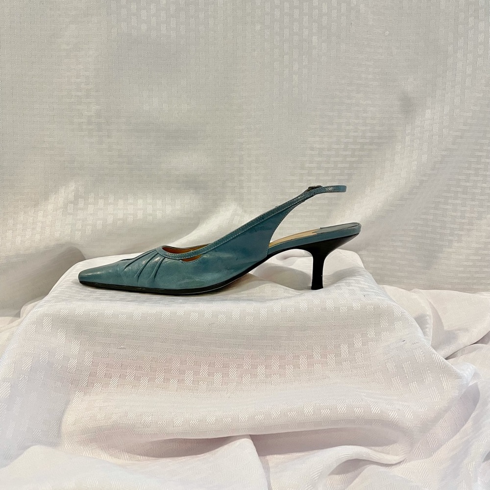😺 Nine West Kitten Heels 😺